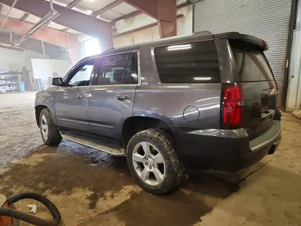 1GNSKCKC7GR246956 2016 CHEVROLET TAHOE - Image 2