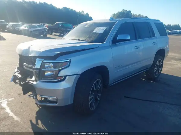 1GNSKCKC7HR256758 2017 CHEVROLET TAHOE - Image 2