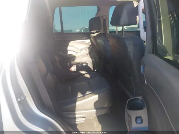 1GNSKCKC7HR256758 2017 CHEVROLET TAHOE - Image 8
