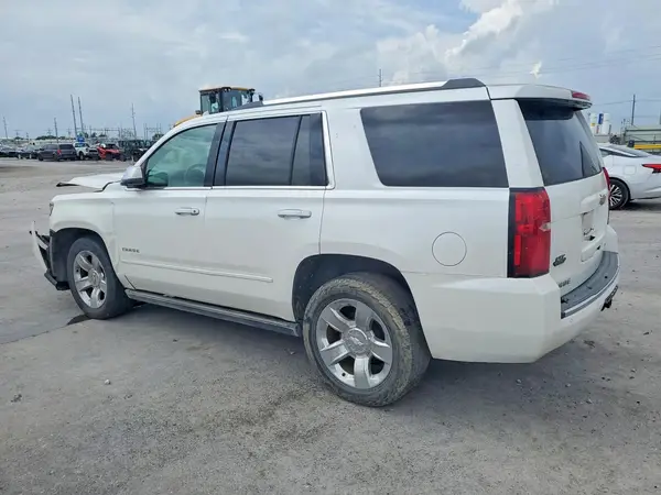 1GNSKCKC8HR130327 2017 CHEVROLET TAHOE - Image 2