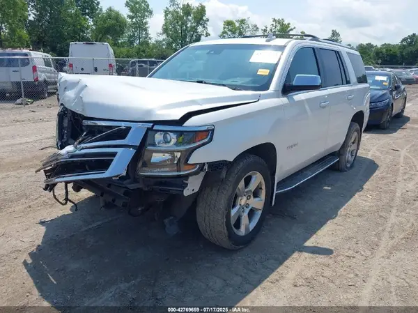 1GNSKCKC8HR246739 2017 CHEVROLET TAHOE - Image 2