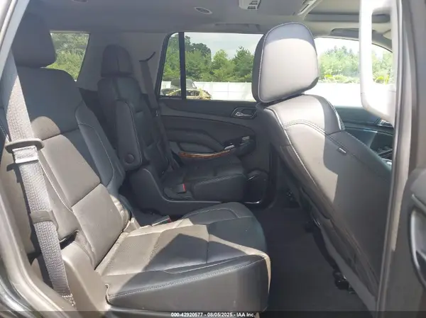 1GNSKCKC8KR302590 2019 CHEVROLET TAHOE - Image 8