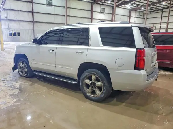 1GNSKCKC9LR210647 2020 CHEVROLET TAHOE - Image 2