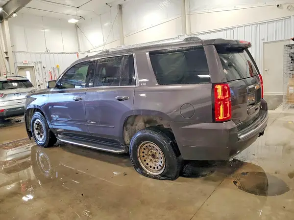 1GNSKCKCXGR399900 2016 CHEVROLET TAHOE - Image 2