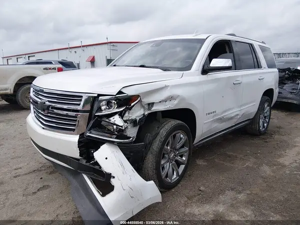 1GNSKCKCXGR415304 2016 CHEVROLET TAHOE - Image 2