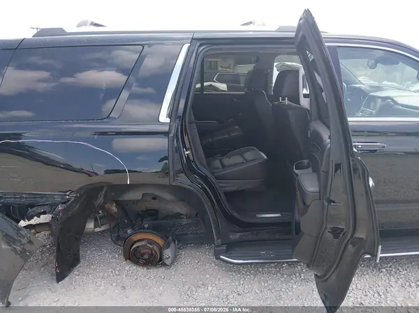 1GNSKCKCXJR303528 2018 CHEVROLET TAHOE - Image 8