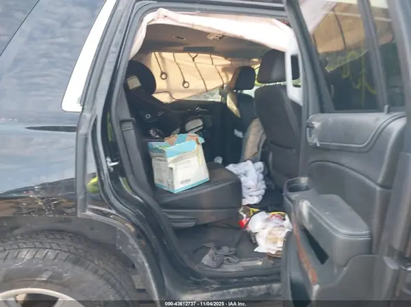 1GNSKCKCXKR121507 2019 CHEVROLET TAHOE - Image 8