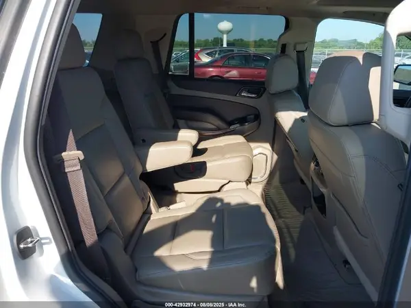 1GNSKCKCXKR280026 2019 CHEVROLET TAHOE - Image 8