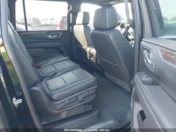 1GNSKCKD0NR241328 2022 CHEVROLET SUBURBAN - Image 8