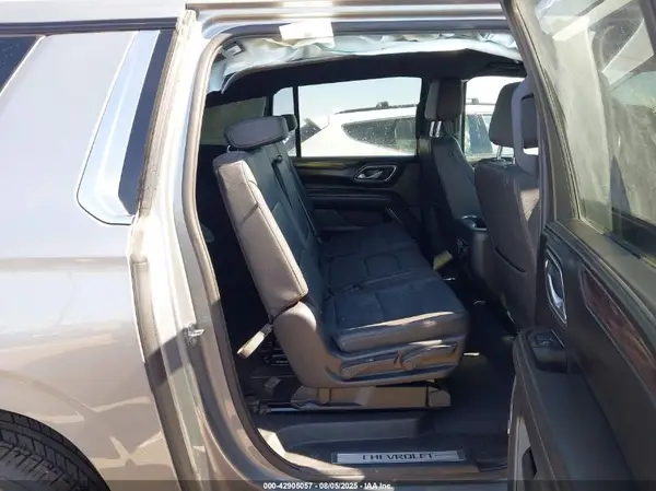 1GNSKCKD4PR373320 2023 CHEVROLET SUBURBAN - Image 8