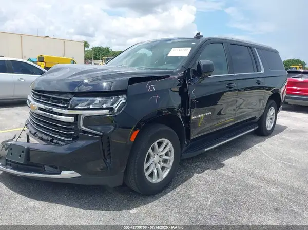 1GNSKCKD4PR382714 2023 CHEVROLET SUBURBAN - Image 2
