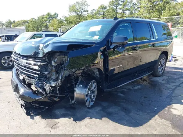 1GNSKCKD4PR442054 2023 CHEVROLET SUBURBAN - Image 2