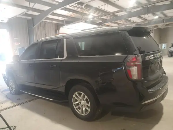 1GNSKCKD5PR250240 2023 CHEVROLET SUBURBAN - Image 2