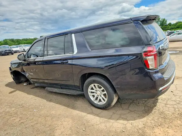 1GNSKCKD5PR327883 2023 CHEVROLET SUBURBAN - Image 2