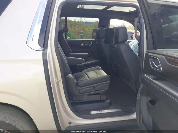 1GNSKCKD6MR488612 2021 CHEVROLET SUBURBAN - Image 8