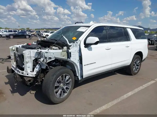 1GNSKCKD6PR120127 2023 CHEVROLET SUBURBAN - Image 2