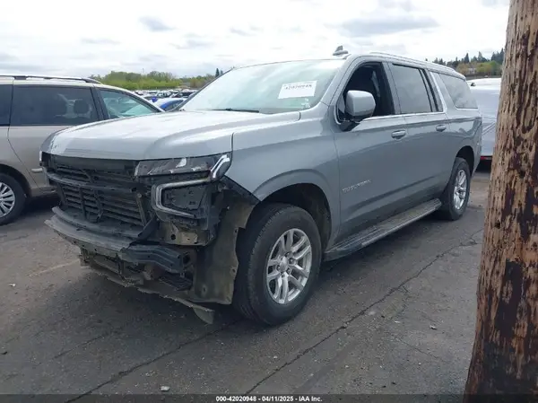 1GNSKCKD6PR410867 2023 CHEVROLET SUBURBAN - Image 2