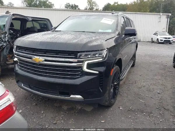 1GNSKCKD7NR357240 2022 CHEVROLET SUBURBAN - Image 2