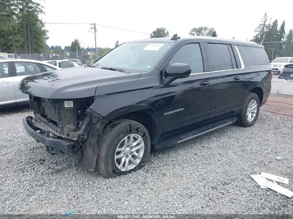 1GNSKCKD8PR215417 2023 CHEVROLET SUBURBAN - Image 2