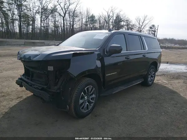 1GNSKCKD9MR481279 2021 CHEVROLET SUBURBAN - Image 2