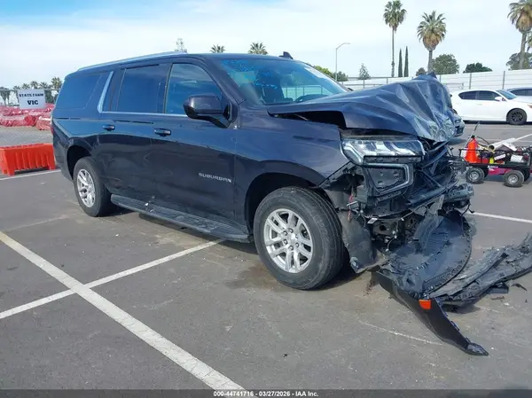 1GNSKCKD9NR164135 2022 CHEVROLET SUBURBAN - Image 1