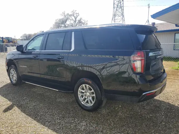 1GNSKCKD9PR320564 2023 CHEVROLET SUBURBAN - Image 2