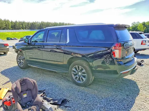 1GNSKCKDXMR244140 2021 CHEVROLET SUBURBAN - Image 2