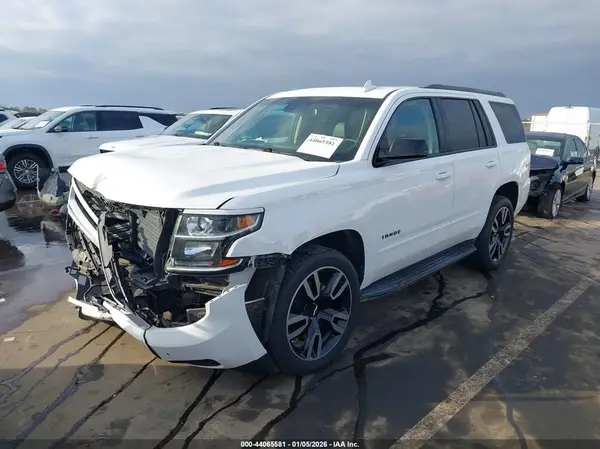 1GNSKCKJ1JR347285 2018 CHEVROLET TAHOE - Image 2