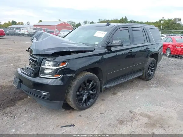 1GNSKCKJ2JR253934 2018 CHEVROLET TAHOE - Image 2
