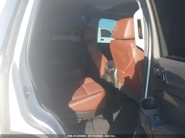 1GNSKCKJ2KR153950 2019 CHEVROLET TAHOE - Image 8