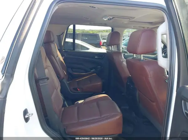 1GNSKCKJ2KR172563 2019 CHEVROLET TAHOE - Image 8