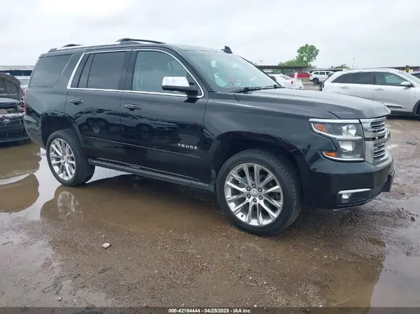 1GNSKCKJ2KR242577 2019 CHEVROLET TAHOE - Image 1
