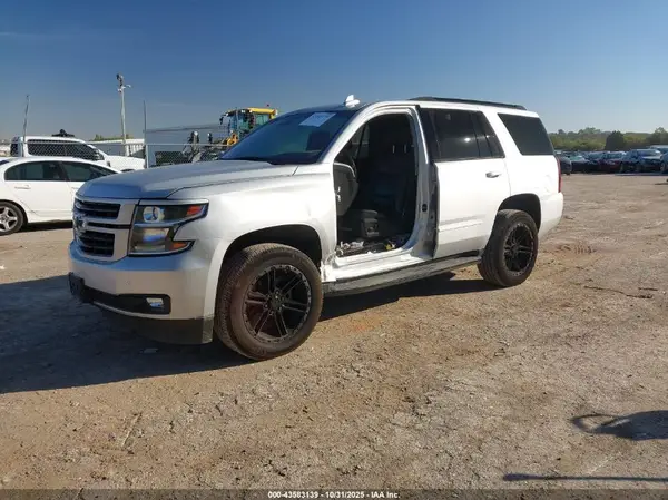 1GNSKCKJ3KR111996 2019 CHEVROLET TAHOE - Image 2