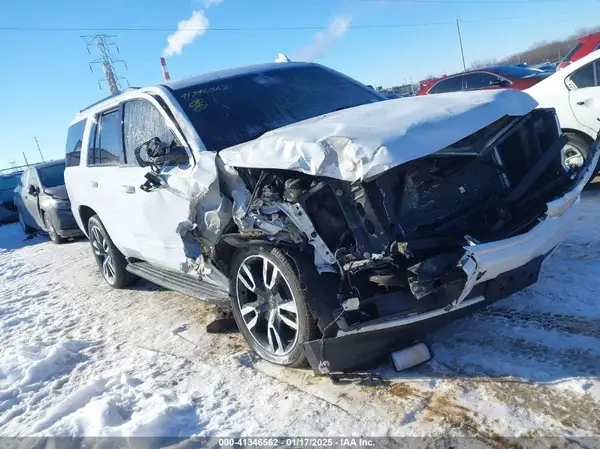 1GNSKCKJ4JR215136 2018 CHEVROLET TAHOE - Image 1