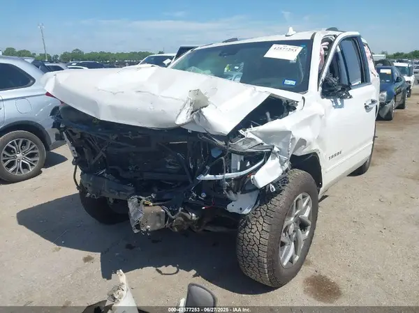 1GNSKCKJ6KR301341 2019 CHEVROLET TAHOE - Image 2