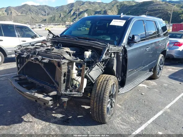 1GNSKCKJ7KR207369 2019 CHEVROLET TAHOE - Image 2