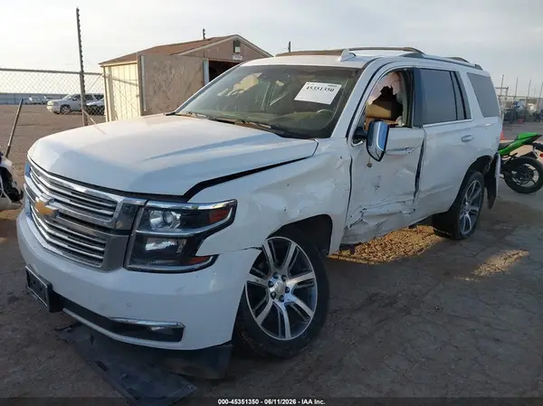 1GNSKCKJ8KR201693 2019 CHEVROLET TAHOE - Image 2