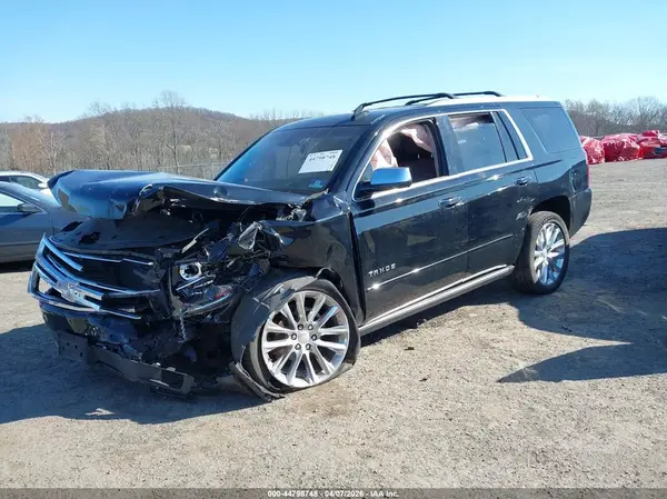 1GNSKCKJ8KR241109 2019 CHEVROLET TAHOE - Image 2