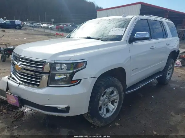 1GNSKCKJ9LR218567 2020 CHEVROLET TAHOE - Image 2