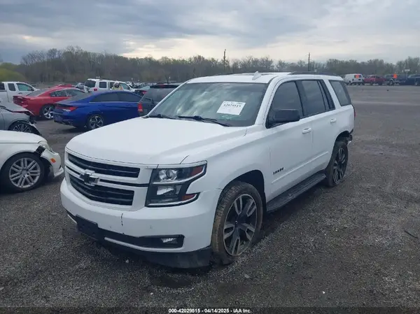 1GNSKCKJXKR338215 2019 CHEVROLET TAHOE - Image 2