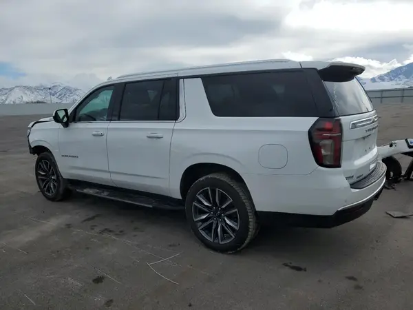 1GNSKCKT5NR314863 2022 CHEVROLET SUBURBAN - Image 2