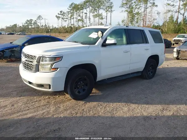 1GNSKDEC0HR197117 2017 CHEVROLET TAHOE - Image 2