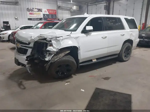 1GNSKDEC2HR203564 2017 CHEVROLET TAHOE - Image 2
