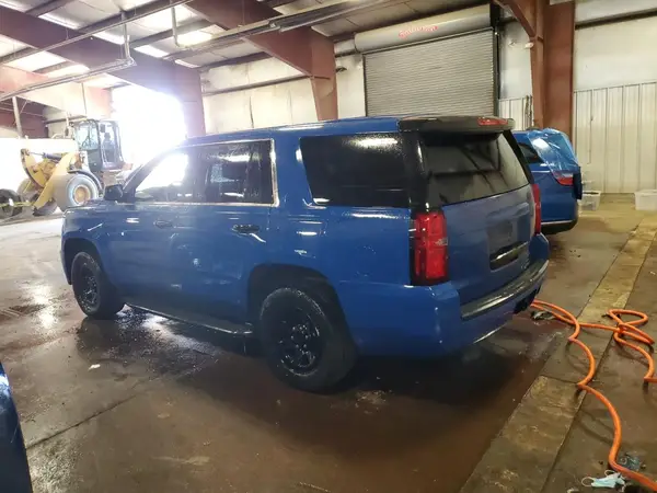 1GNSKDEC2HR275767 2017 CHEVROLET TAHOE - Image 2