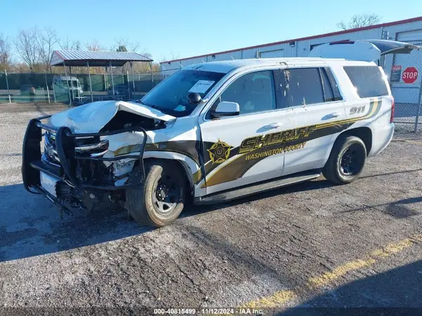 1GNSKDEC2LR217697 2020 CHEVROLET TAHOE - Image 2