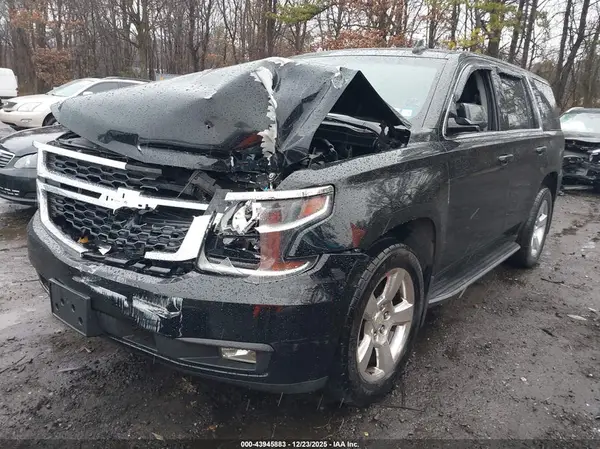 1GNSKDEC3HR217019 2017 CHEVROLET TAHOE - Image 2