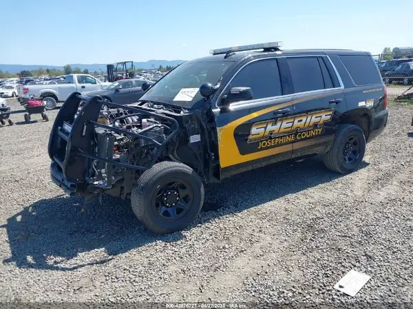 1GNSKDEC3LR155615 2020 CHEVROLET TAHOE - Image 2