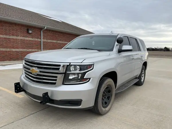 1GNSKDEC4KR299852 2019 CHEVROLET TAHOE - Image 2