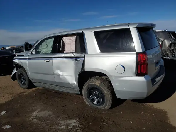 1GNSKDEC6KR270868 2019 CHEVROLET TAHOE - Image 2