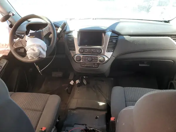 1GNSKDEC6KR270868 2019 CHEVROLET TAHOE - Image 8